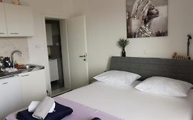 M&M'S- Lovely Apartments